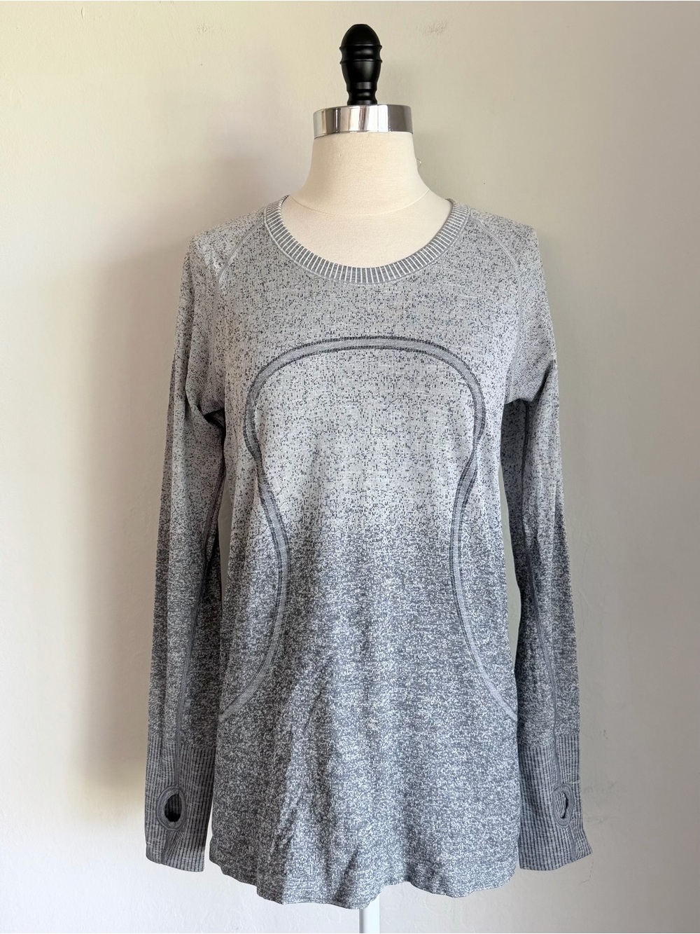 Lululemon Swiftly Tech Gradient Long Sleeve Crew Top Gray, Sz 10 Athleisure